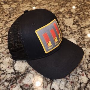 RepYourWild Duck Duck Goose Snapback Mesh Back Trucker Hat Never Worn Cond